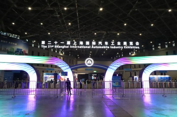 天盈配资 上海车展倒计时1天 记者提前探馆超百款新车即将首发亮相