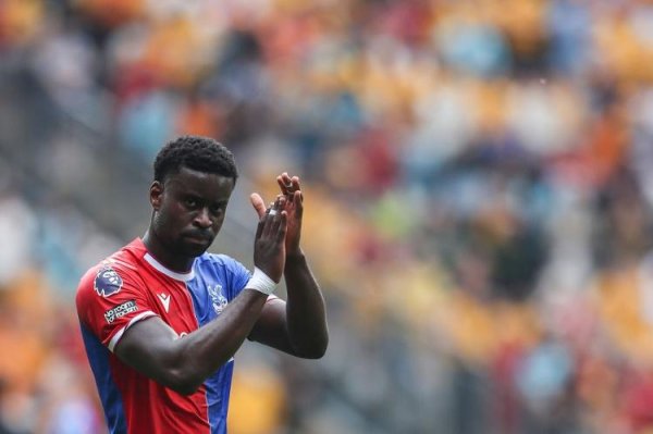 启运配资 记者：利物浦希望签下一名最终可能替代范迪克的年轻后卫